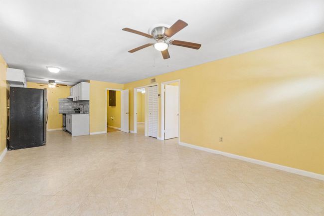 1228 Highview Rd, House other with 3 bedrooms, 2 bathrooms and null parking in Lantana FL | Image 5