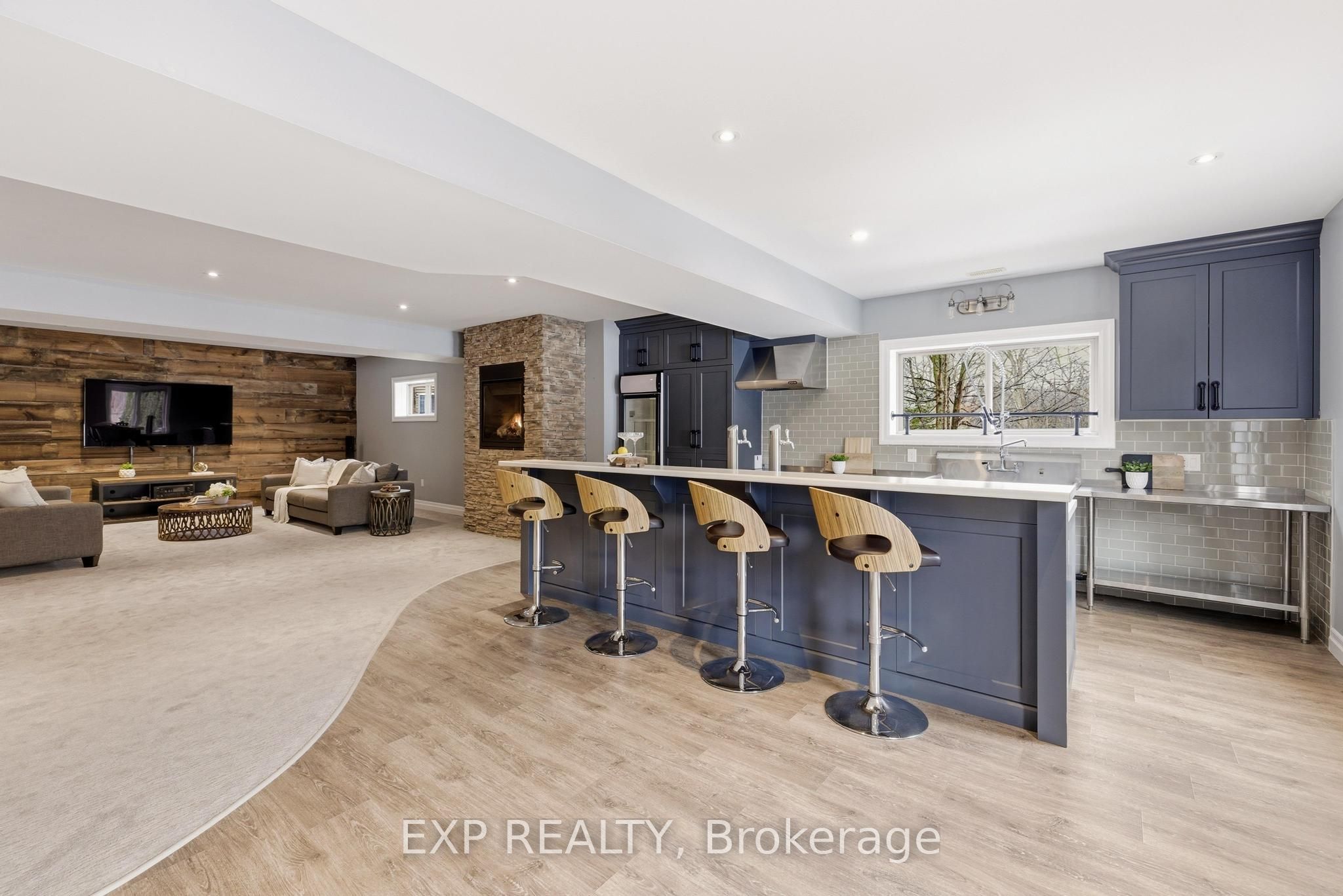 Residential in Brant 5
