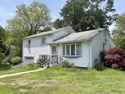 129 New London Tpke, Norwich, CT, 06360-2617 | Card Image