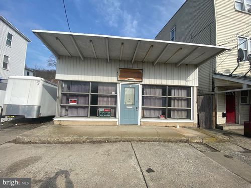 86 Coal St, PORT CARBON, PA, 17965-1822 | Card Image