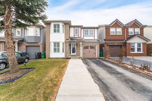 34 Chipmunk Cres, Brampton, ON, L6R1B3 | Card Image