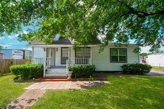 2636 Lone Oak Rd, House other with 3 bedrooms, 2 bathrooms and null parking in Houston TX | Image 6