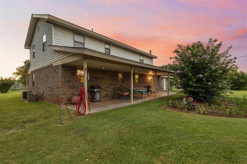 318 S Adams St, Pocasset, OK, 73079-9519 | Card Image