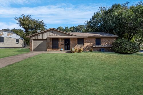 535 Thrush Ave, Duncanville, TX, 75116-2745 | Card Image