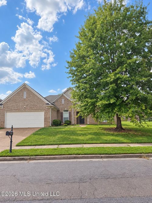 5929 Richard Place Drive, Horn Lake, MS, 38637 | Card Image
