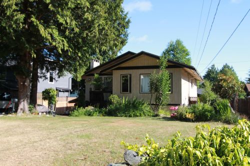 4951 2 Ave, Delta, BC, V4M1C9 | Card Image