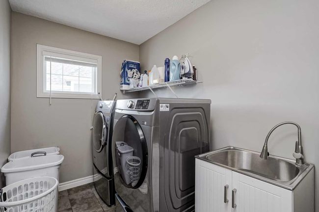 102 Marquis Grove Se, House other with 4 bedrooms, 4 bathrooms and 4 parking in Calgary AB | Image 24