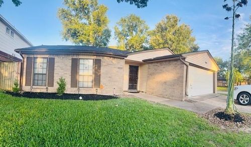 5202 Santrey Dr, Houston, TX, 77084-1711 | Card Image