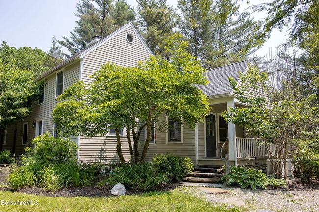 71 E Hubbard Rd, House other with 3 bedrooms, 2 bathrooms and null parking in Sandisfield MA | Image 5