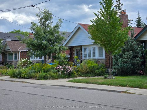 18 Fairside Avenue, East York, ON, M4C3G9 | Card Image
