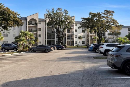 106-3300 Spanish Moss Ter, Lauderhill, FL, 33319-5047 | Card Image
