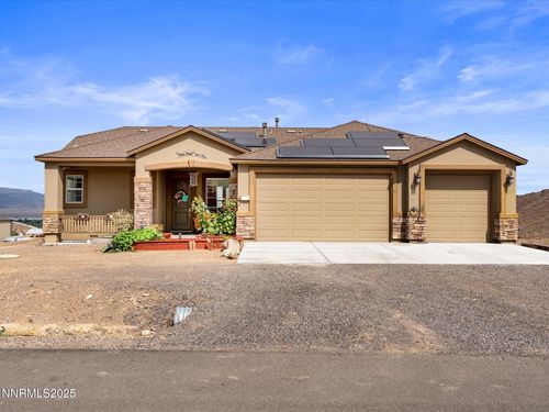 695 Cable Canyon Way, Fernley, NV, 89408-7056 | Card Image