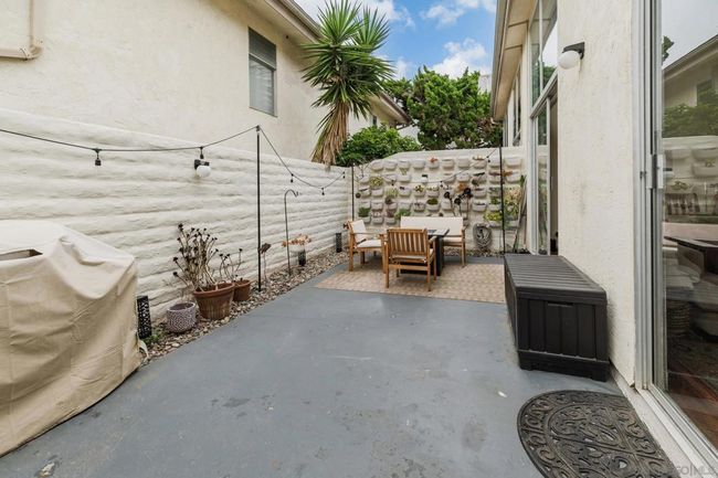 4 - 2544 Navarra Dr, Townhouse with 2 bedrooms, 2 bathrooms and 1 parking in Carlsbad CA | Image 15