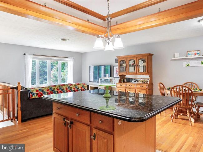 129 Fox Ridge Dr, House other with 3 bedrooms, 3 bathrooms and null parking in MAURERTOWN VA | Image 8