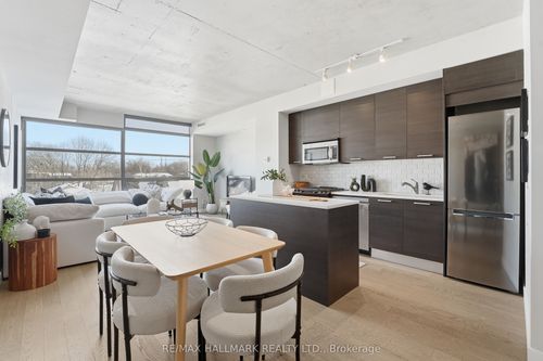 305-90 Broadview Ave, Toronto, ON, M4M0A7 | Card Image