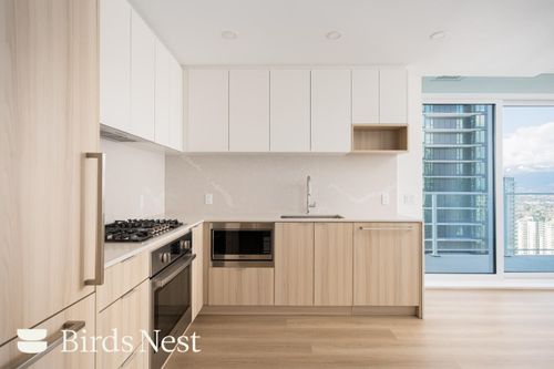 3001-6087 Wilson Ave, Burnaby, BC, V5H0M1 | Card Image