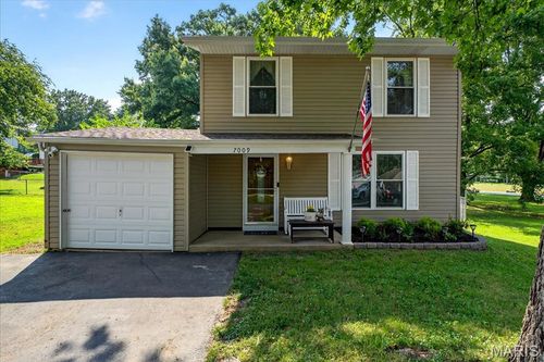 7009 Albermarle Ct, Barnhart, MO, 63012-1403 | Card Image