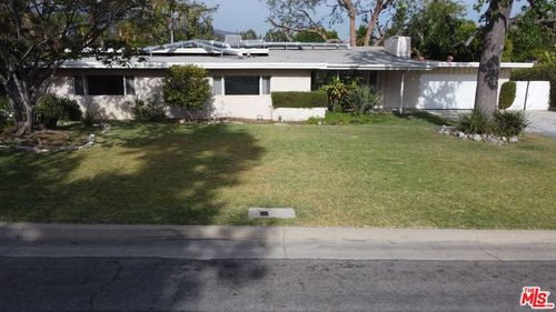 206 Oak Meadow Rd, Sierra Madre, CA, 91024-2612 | Card Image