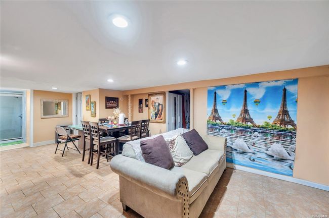 25 N Montgomery St, House other with 4 bedrooms, 2 bathrooms and null parking in Valley Stream NY | Image 28