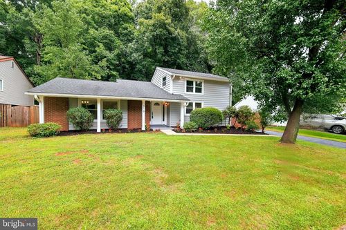 316 Sugarland Run Dr, STERLING, VA, 20164-1231 | Card Image