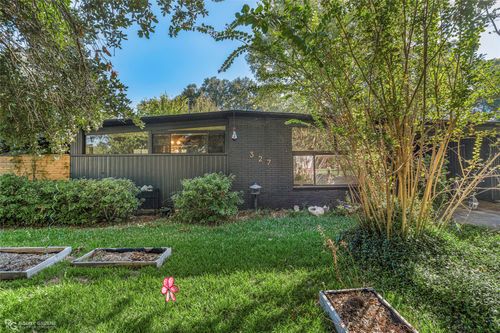 327 Meadowbrook Ln, Shreveport, LA, 71105-4315 | Card Image