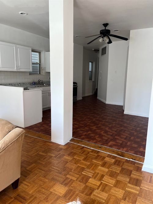 188 Zabriskie St, JC, Heights, NJ, 07307 | Card Image