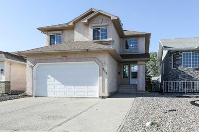 315 Heritage Cres W, House detached with 5 bedrooms, 3 bathrooms and 4 parking in Lethbridge AB | Image 1