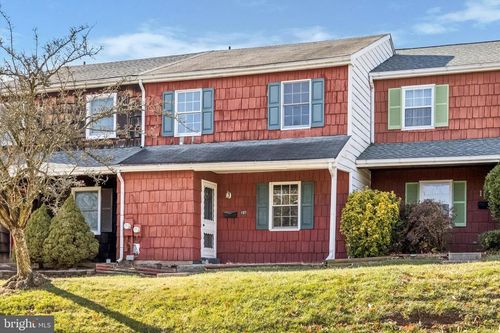 197 Lexington Rd, SCHWENKSVILLE, PA, 19473-1202 | Card Image