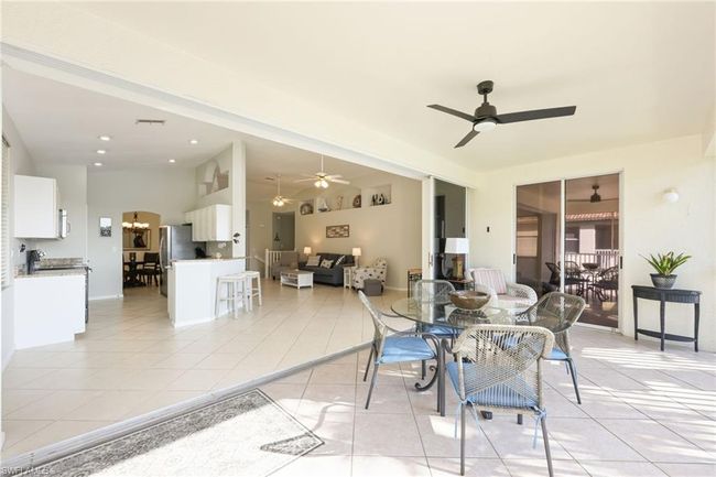 Lanai with Sliders Open | Image 8