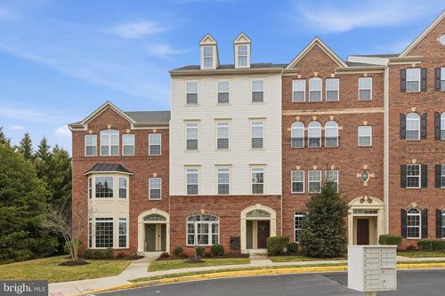 7480 Brunson Cir, GAINESVILLE, VA, 20155-4910 | Card Image