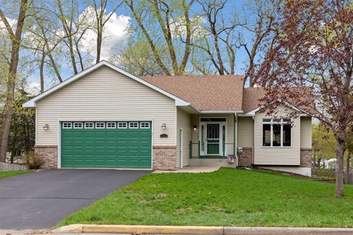 605 4th Street N, North Hudson, WI, 54016 | Card Image