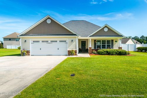 2843 Cresset Dr, Winterville, NC, 28590-6621 | Card Image