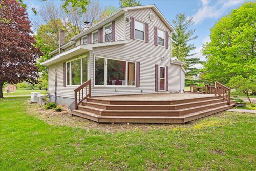 3650 Hogback Rd, Fowlerville, MI, 48836-8551 | Card Image