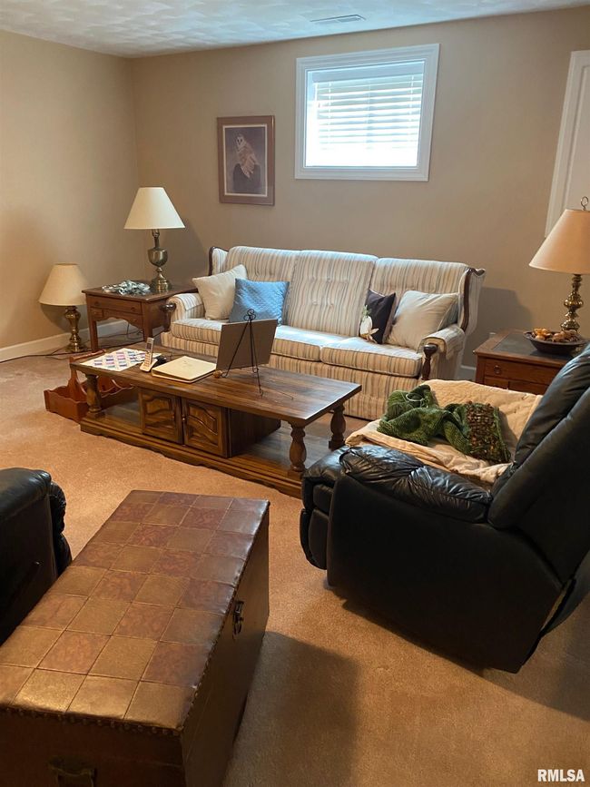 11012 N Rhonda Way, House other with 3 bedrooms, 3 bathrooms and null parking in Dunlap IL | Image 44