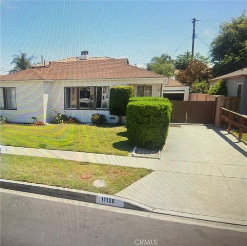 11128 Wheelock St, Whittier, CA, 90606-3042 | Card Image