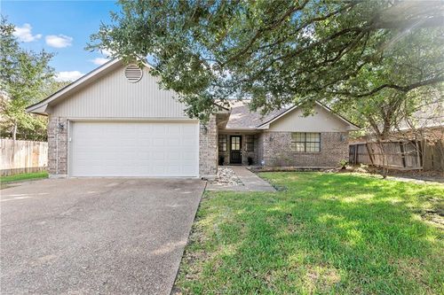 2811 Arroyo Ct N, College Station, TX, 77845-7704 | Card Image