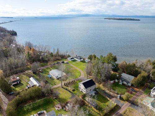 9 Cedar St, South Hero, VT, 05486-4708 | Card Image
