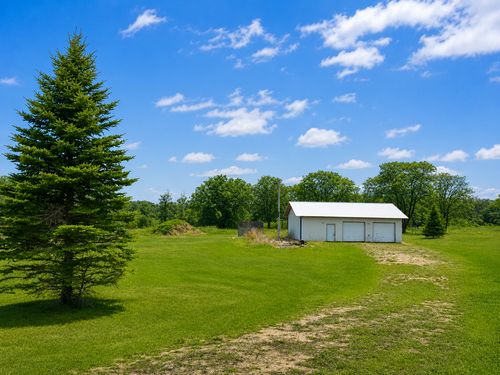 27100 County Road 132, Detroit Lakes, MN, 56501 | Card Image