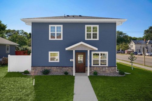 1002 7th St S, La Crosse, WI, 54601-5401 | Card Image