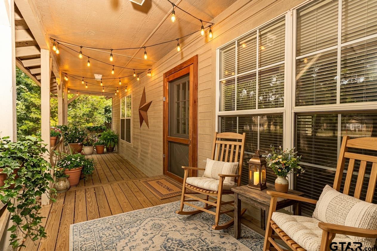 Residential in Holly Lake Ranch 3