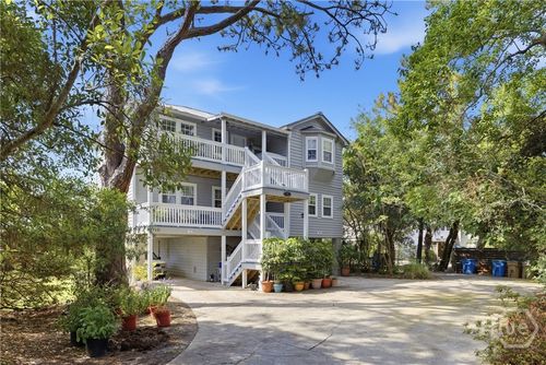 8 Lighthouse Ln, Tybee Island, GA, 31328-9305 | Card Image