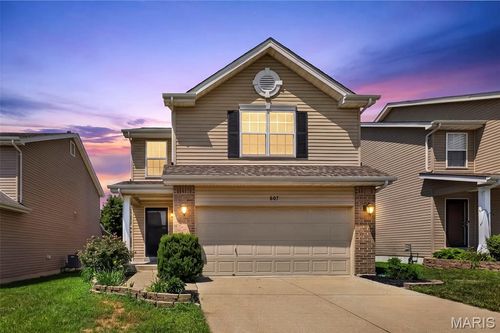607 Spring Mnr, O Fallon, MO, 63368-7460 | Card Image