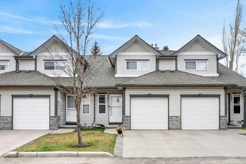 245 Millview Green Sw, Calgary, AB, T2Y3W1 | Card Image
