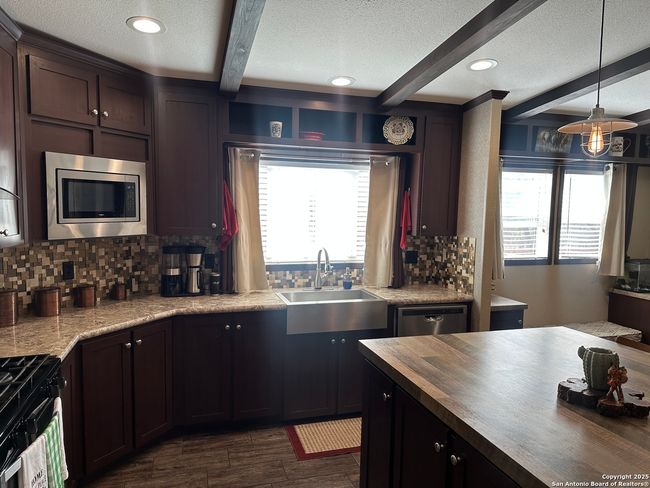 1168 Red Bluff Ranch Rd, House other with 3 bedrooms, 2 bathrooms and null parking in Pipe Creek TX | Image 16