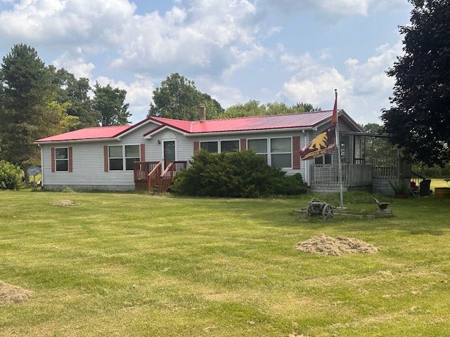 Brown School Rd, North Branch, MI 48461