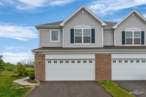 8523 Stillwater Rd, Wonder Lake, IL, 60097-8914 | Card Image