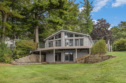 13483 Oakcrest Ave, Gowen, MI, 49326-9593 | Card Image