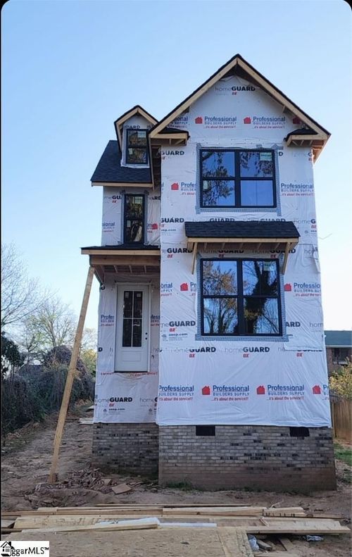 410 Oscar St, Greenville, SC, 29601-1212 | Card Image