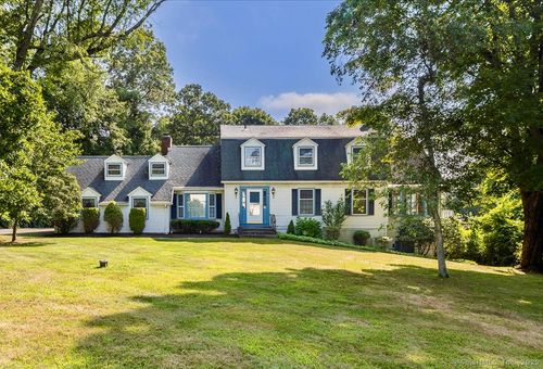 7 Delno Dr, Danbury, CT, 06811-3423 | Card Image