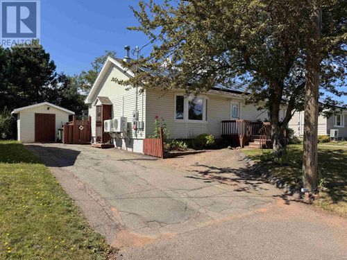 260 Arcona St, Summerside, PE, C1N2X2 | Card Image